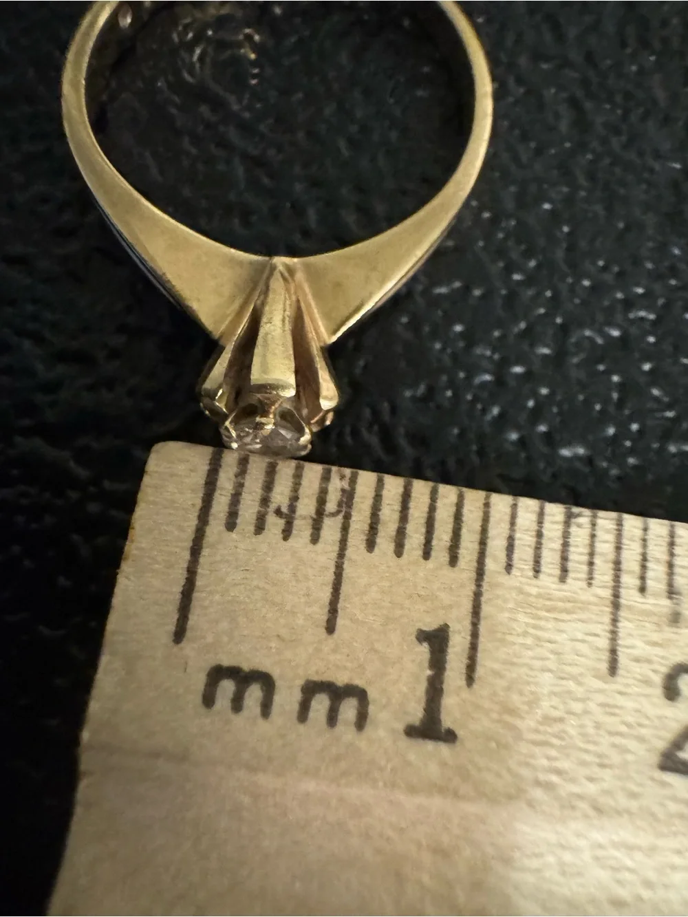 Delicate 14kt Gold .10ct Round Solitaire Natural  Diamond Ring